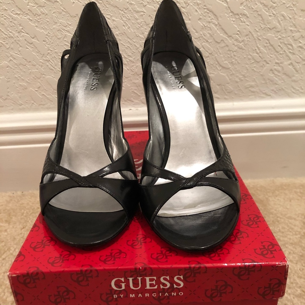 Heels - Picture 1 of 4